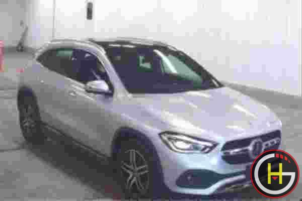 MERCEDES GLA